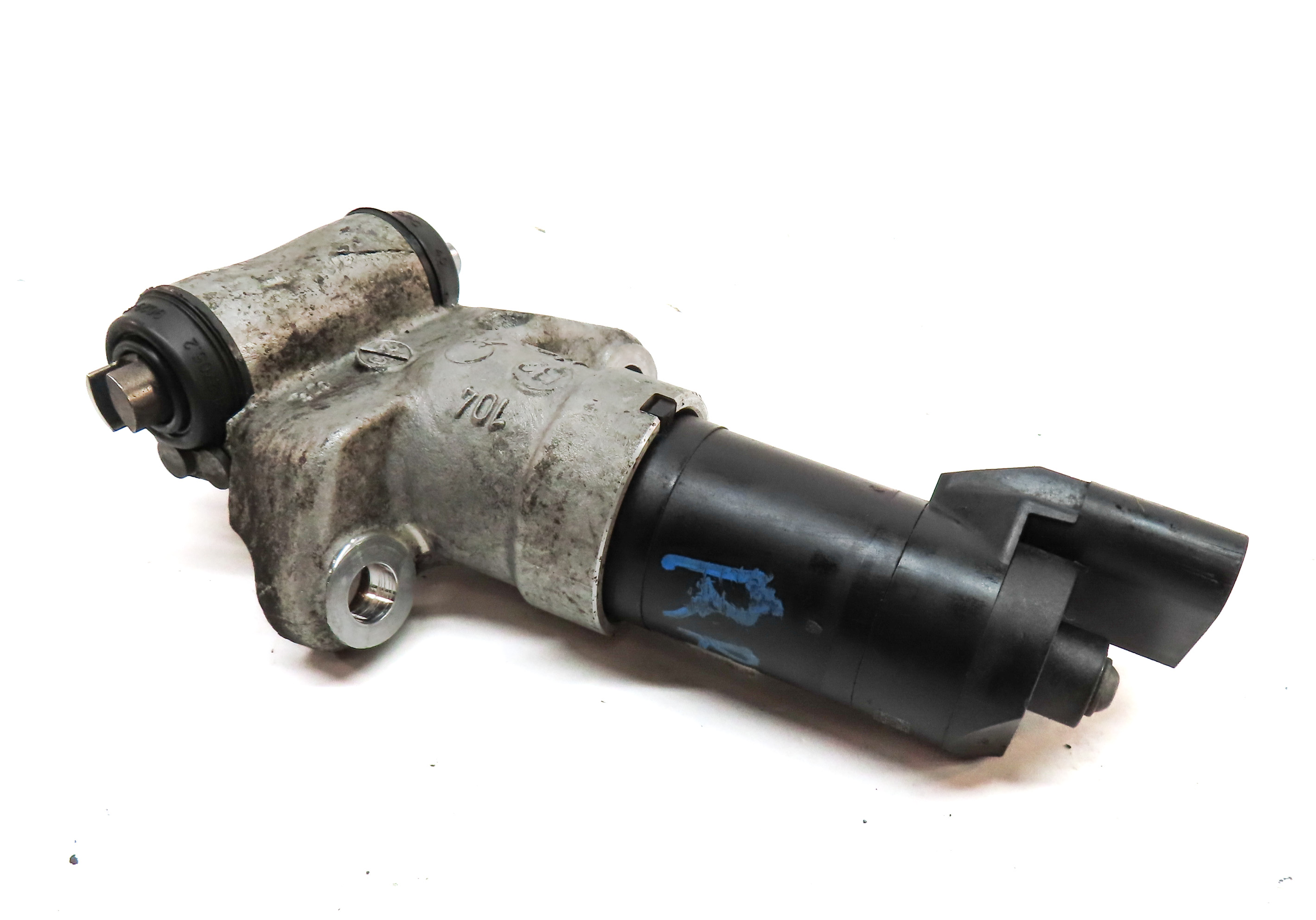 PORSCHE BOXSTER CAYENNE CAYMAN PANAMERA RIGHT REAR PARKING BRAKE ACTUATOR — exact item pictured